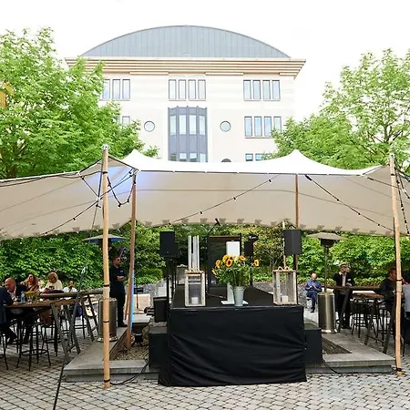 Park By Radisson Brussels Airport *